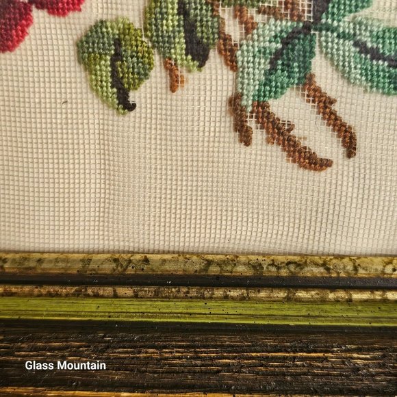 SOLD - Vintage Needlepoint Floral Roses 10X10 Framed Hanging Wall Artwork - Picture 5 of 8